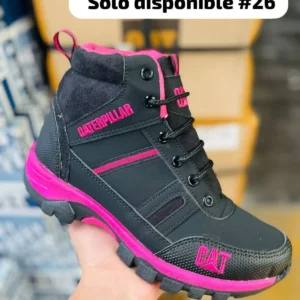 Botas Cat negras con rosa