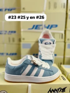 Tenis Adidas Campus Bad Bunny azul cielo con blanco calidad espejo