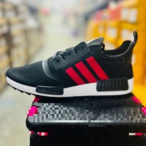 Tenis Adidas Nomada negros con rojo