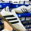 Tenis Adidas Samba blancos con negro y detalles en beige