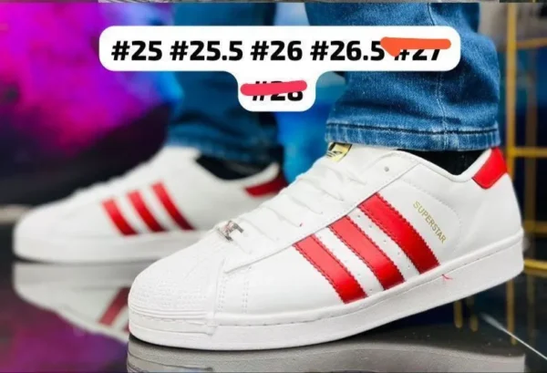 Tenis Adidas Superstar blancos con rojo