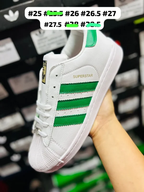 Tenis Adidas Superstar blancos con verde calidad premium