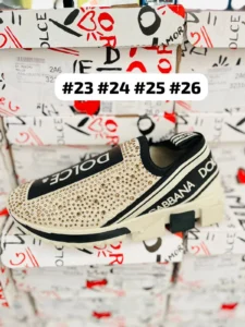 Tenis Dolce y Gabbana beige y negro con piedras
