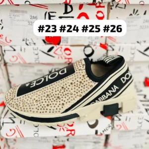 Tenis Dolce y Gabbana beige y negro con piedras