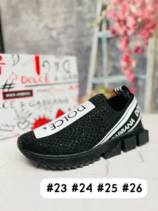 Tenis Dolce y Gabbana negros con blanco y piedras