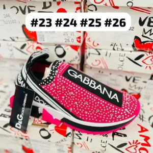 Tenis Dolce y Gabbana rosa con negro y piedras