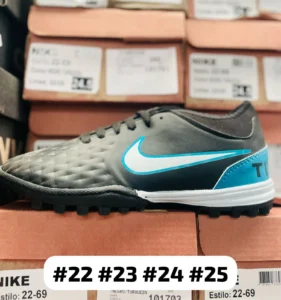 Tenis Futbol Rapido negros con azul y blanco