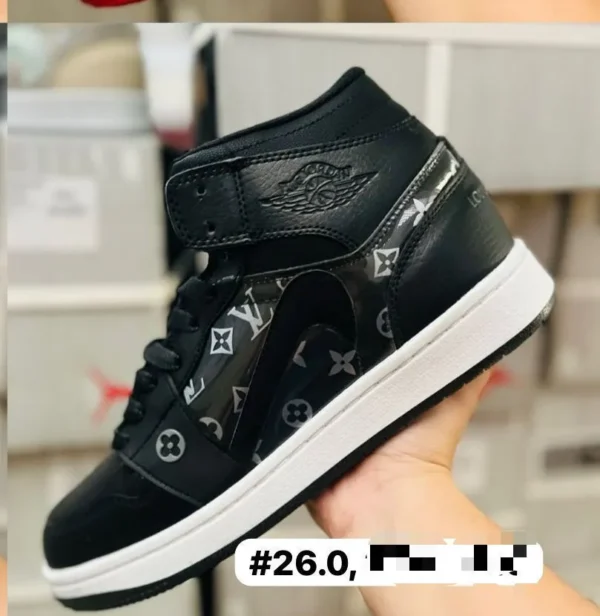Tenis Jordan Louis Vuitton negros calidad espejo