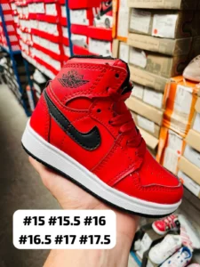 Tenis Jordan Retro 1 rojos con negro y blanco