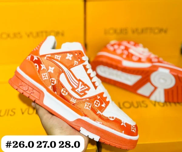 Tenis Louis Vuitton version 1 naranja con blanco calidad espejo