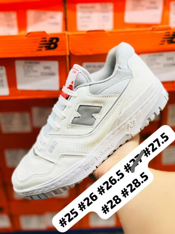 Tenis New Balance 550 blancos con gris calidad premium