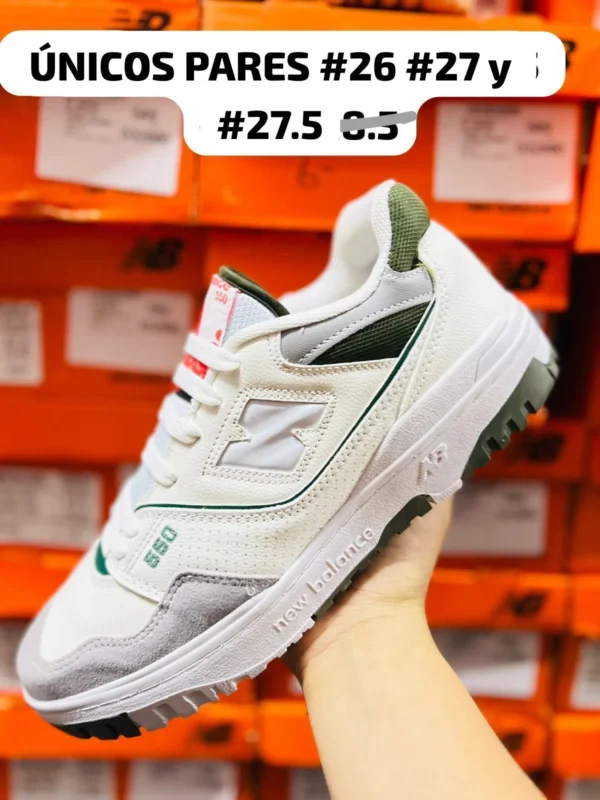 Tenis New Balance 550 blancos con verde calidad premium