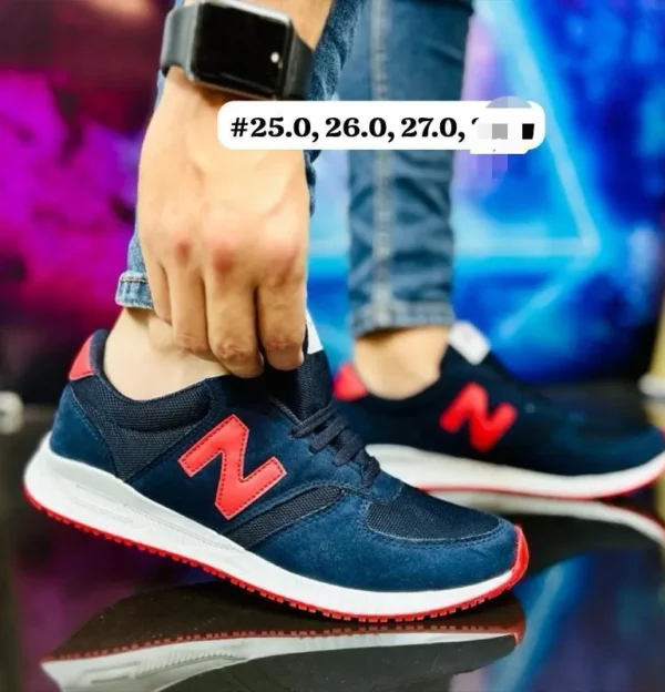 Tenis New Balance choclo azules con rojo