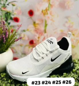 Tenis Nike 270 blanco con negro