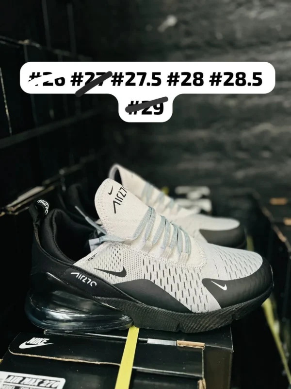 Tenis Nike 270 blancos con negro