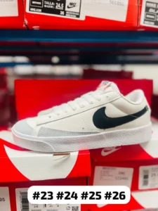 Tenis Nike Blazer choclo blanco con negro y gris