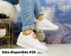 Tenis Nike Cortez blanco