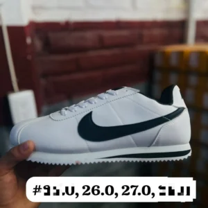 Tenis Nike Cortez blancos con negro