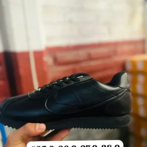 Tenis Nike Cortez negros