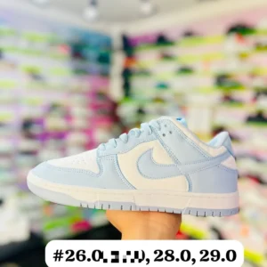 Tenis Nike Dunk azul marino con blanco calidad espejo