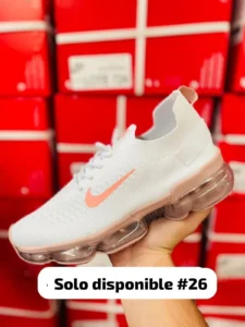 Tenis Nike Vapor Runner blancos con rosa
