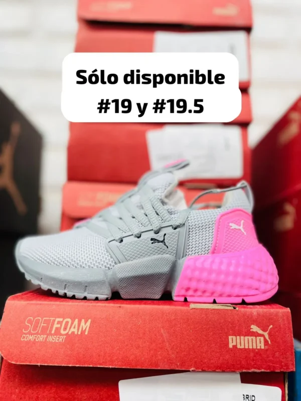 Tenis Puma Hibrid blancos con gris y rosa