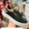 Tenis Puma Kali negros animal print