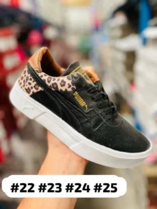 Tenis Puma Kali negros animal print