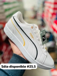 Tenis Puma Smash blancos detalles en amarillo y negro