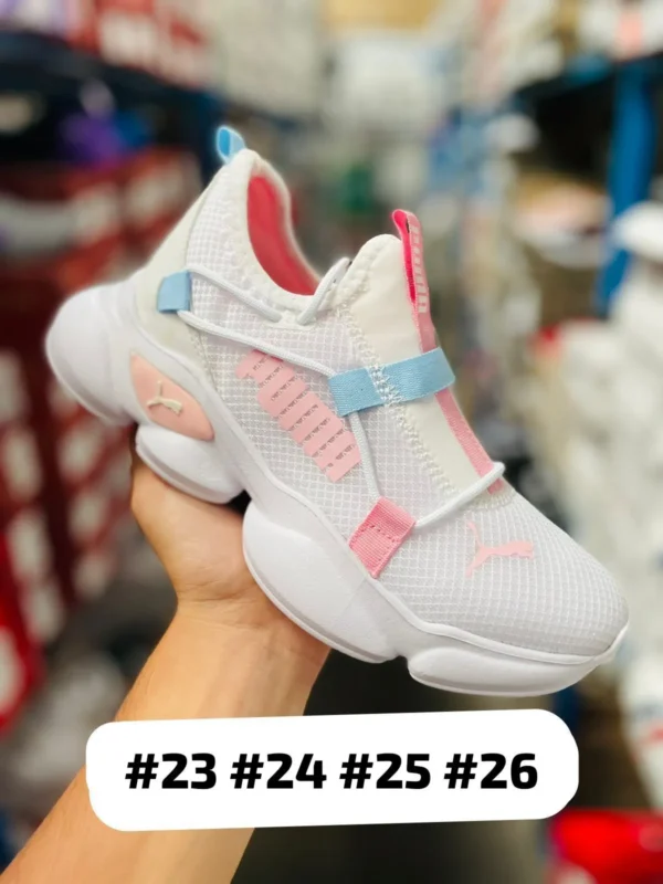 Tenis Puma Woman Sport blancos con rosa
