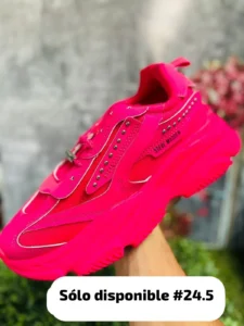 Tenis Steven Madden plataforma rosas