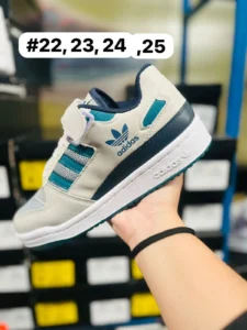 Tenis adidas forum grises con azul