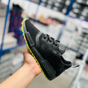 Tenis adidas nomada negros