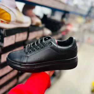 Tenis alexander mcqueen negros