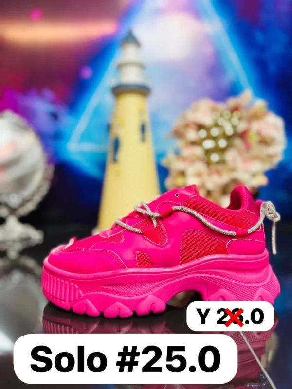 Tenis barbie plataforma rosas