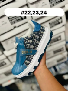 Tenis belcro azul con gris