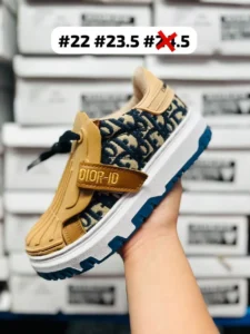 Tenis dior belcro cafe con azul