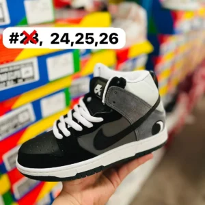 Tenis dunk bota negros con gris y blanco
