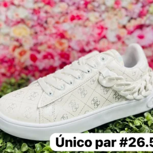 Tenis guess cadena blancos