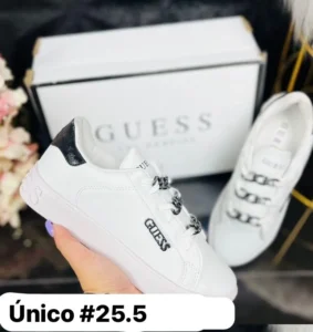 Tenis guess eslabon blancos con negro