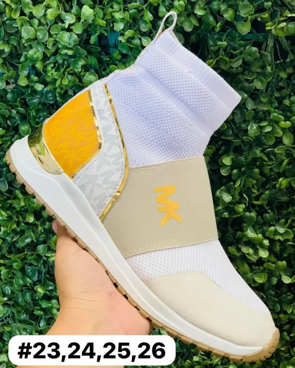 Tenis mk calcetin blancos con amarillo