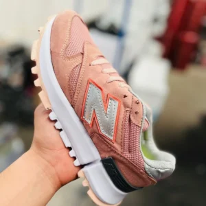 Tenis new balance rosa