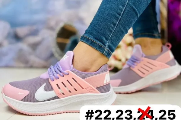 Tenis nike new rosas con lila